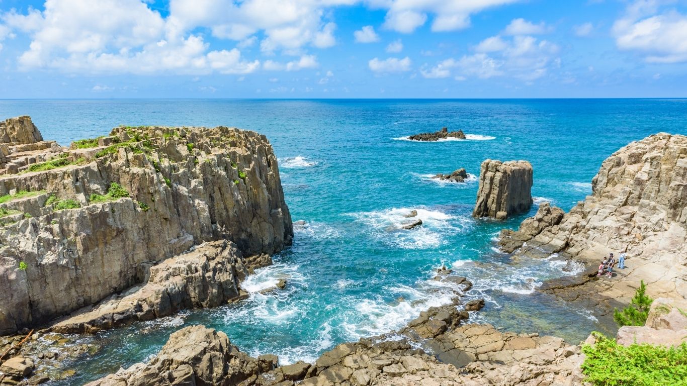 福井県といえば！と言えるくらい有名な東尋坊にも行きました。