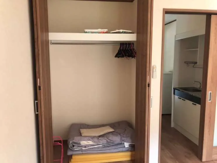 寮