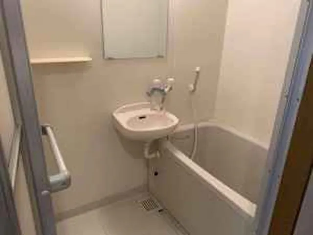 寮内のユニットバス