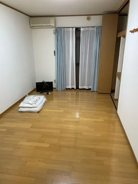 寮