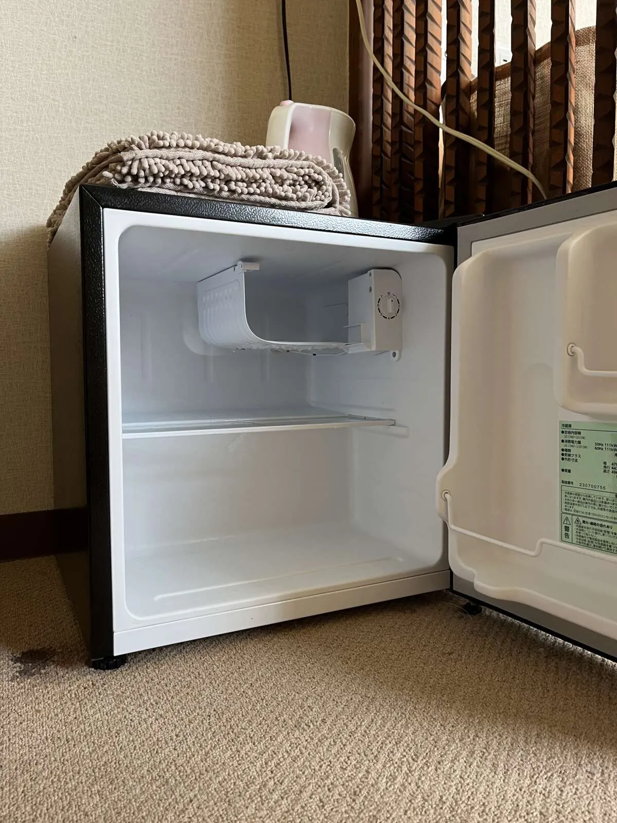 冷蔵庫があるので生活にも困らない♪