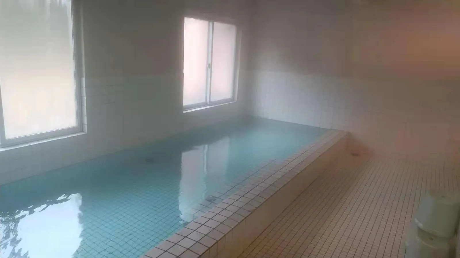 寮