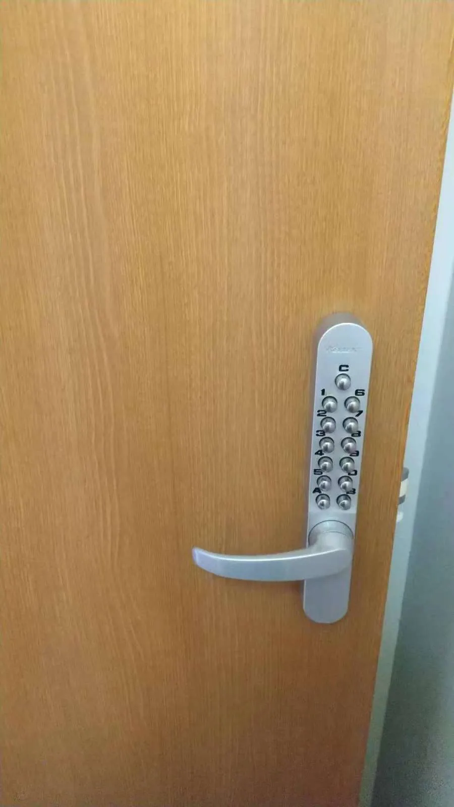 寮