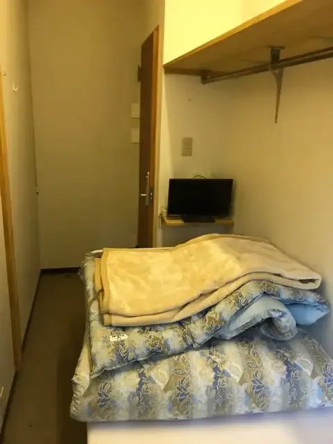 寮