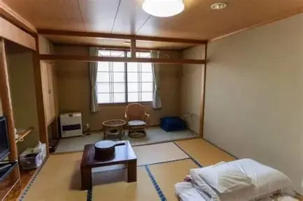 ペンションレラモシリ内②