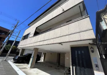 2階建ての物件です