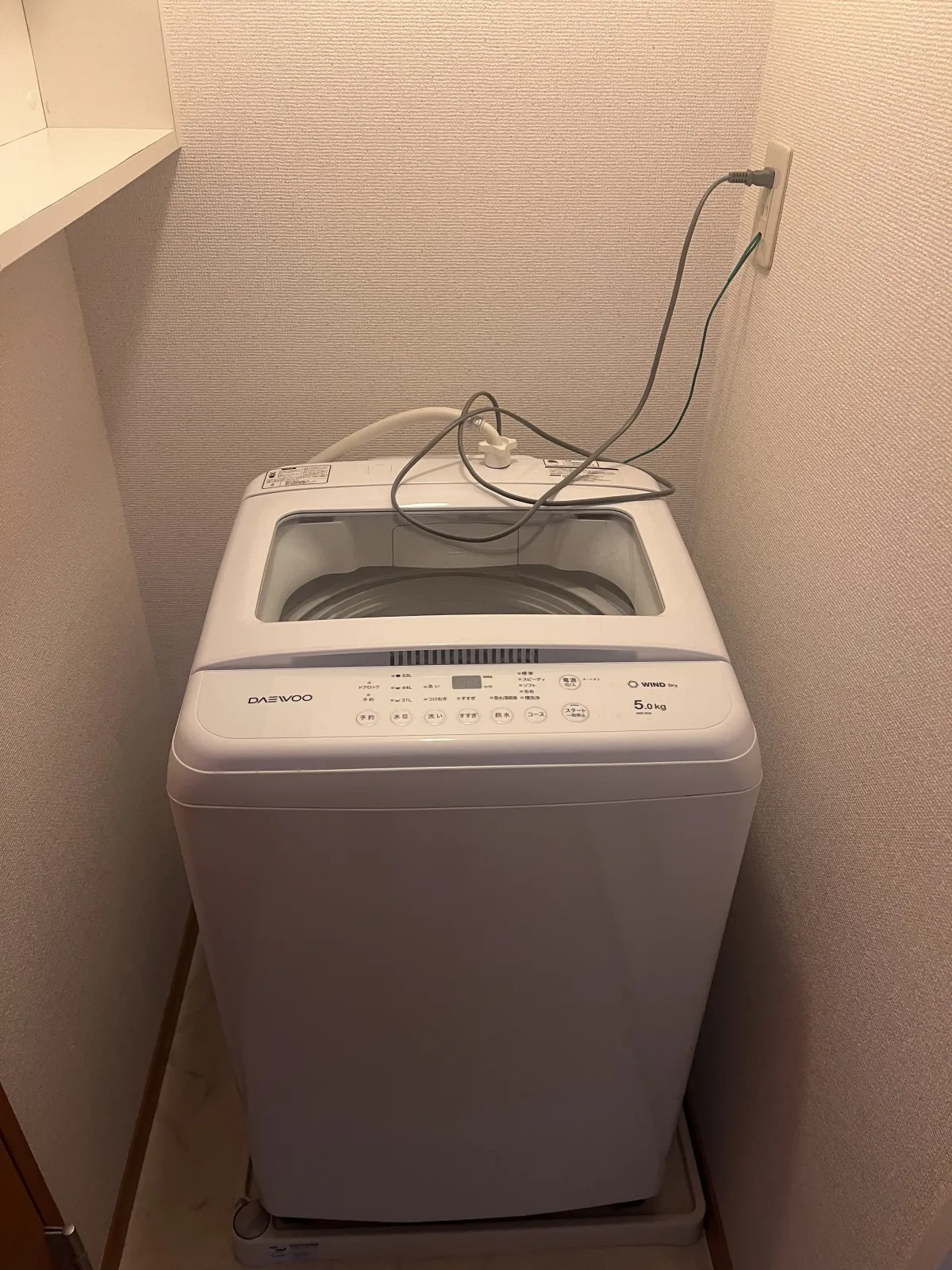 家具架電付き物件です