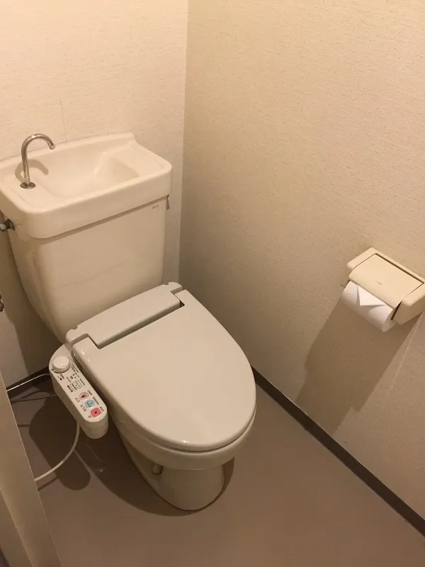 寮