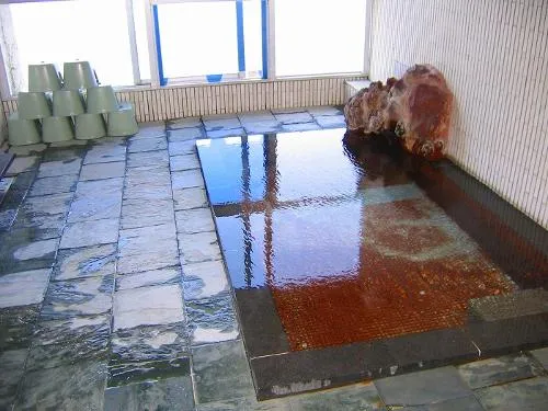 寮の温泉大浴場