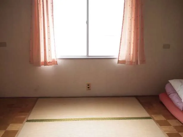 寮