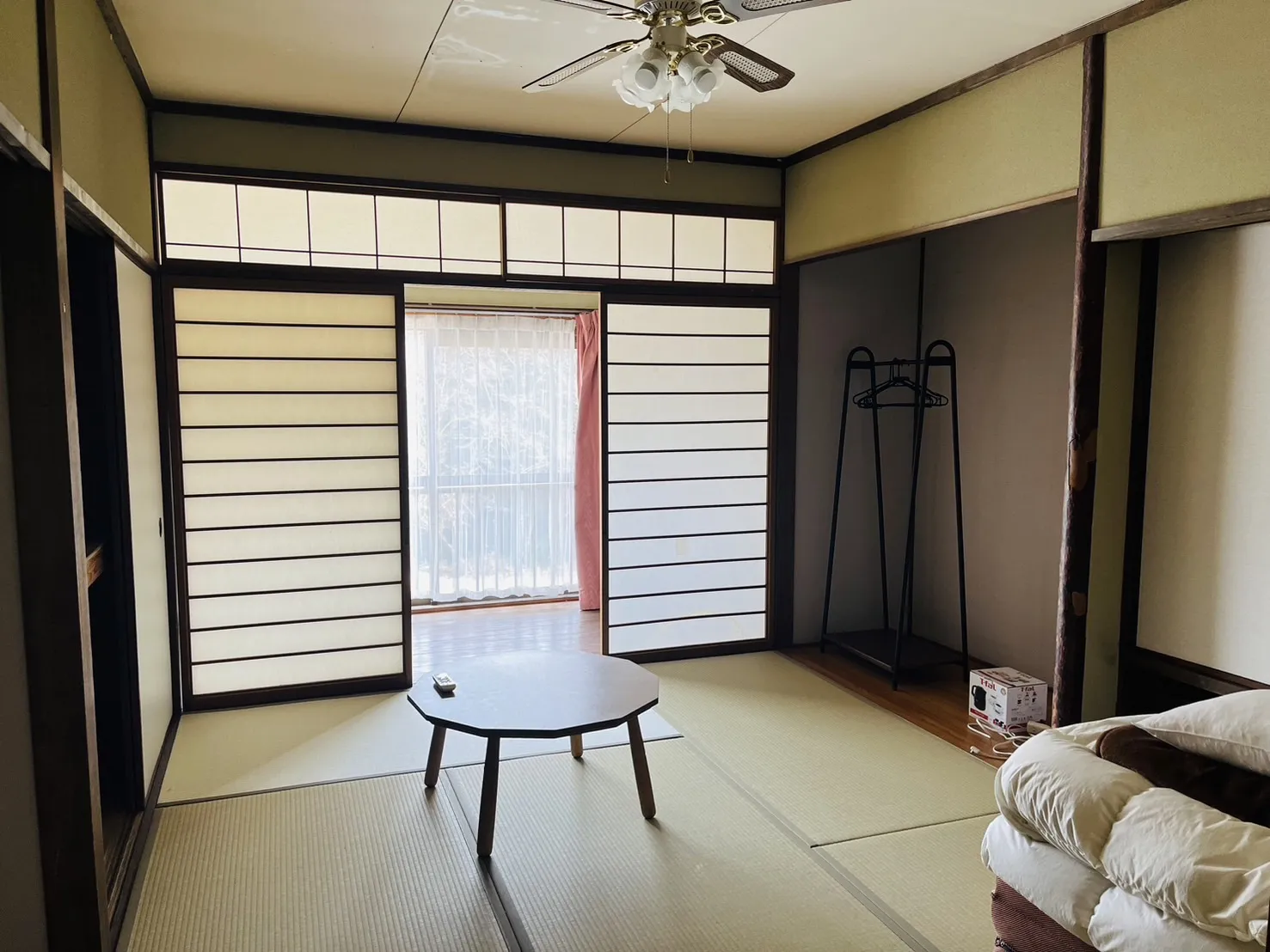 旅館だった施設を改装して寮に！