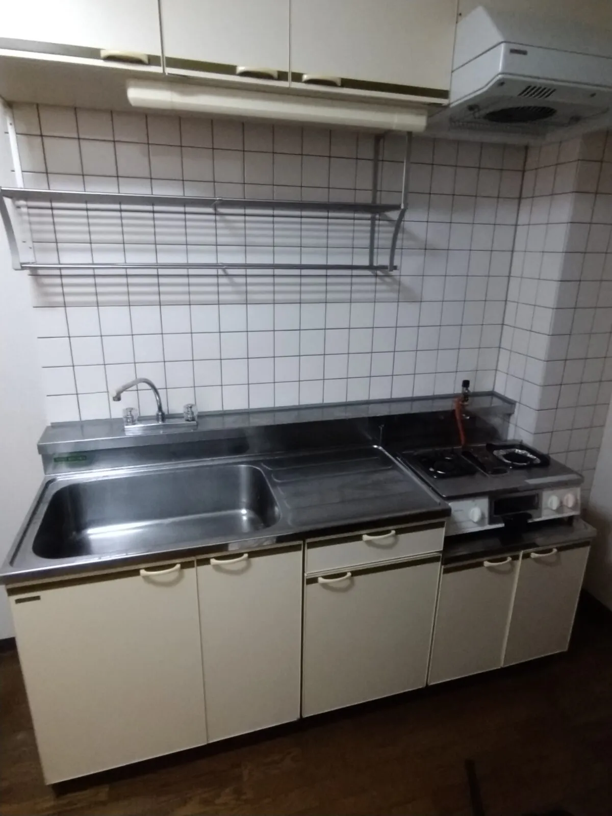 流し、コンロあり