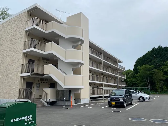 寮外観（きれいな建物です！）