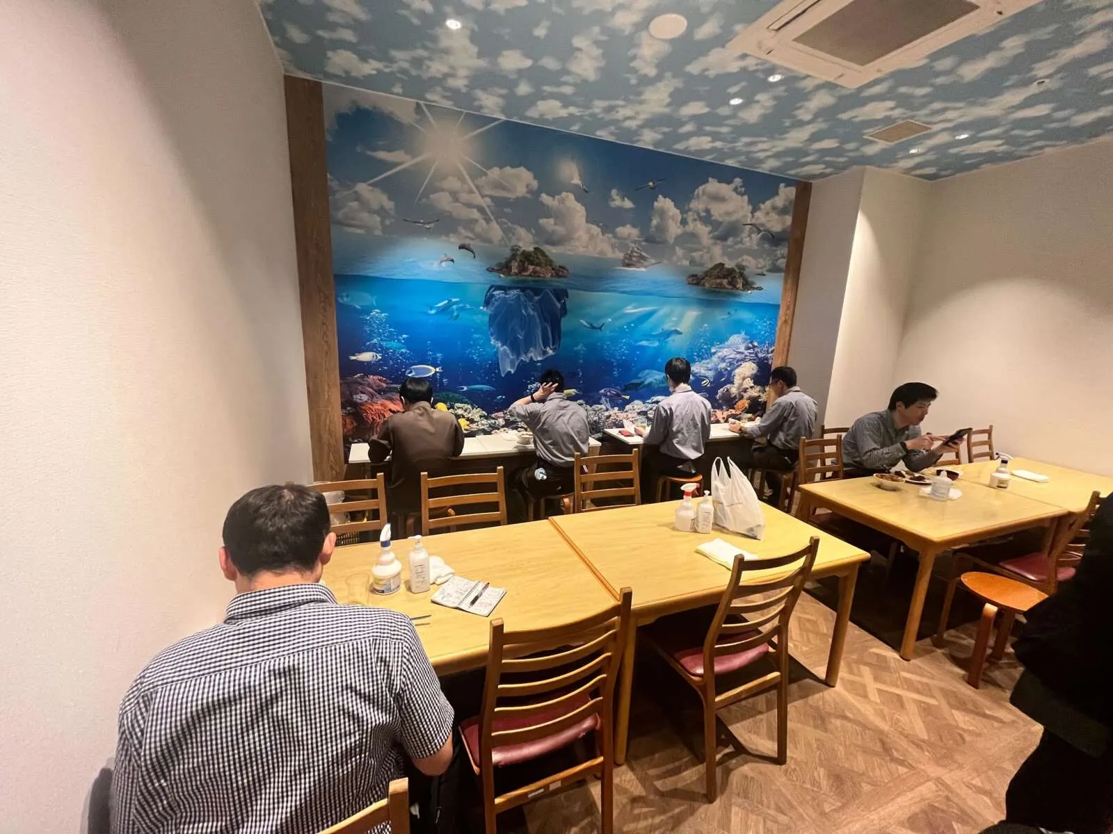 従業員食堂の様子①