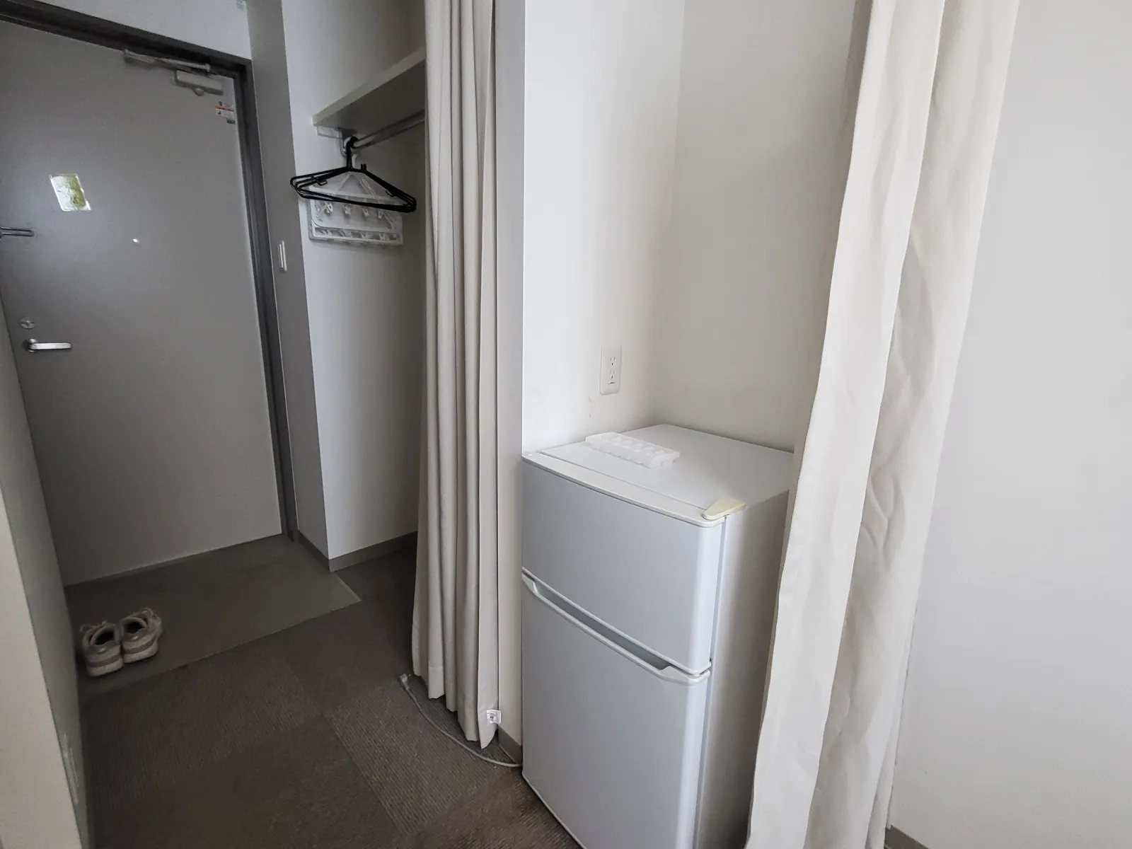 １R個室寮完備の施設です。※参考例