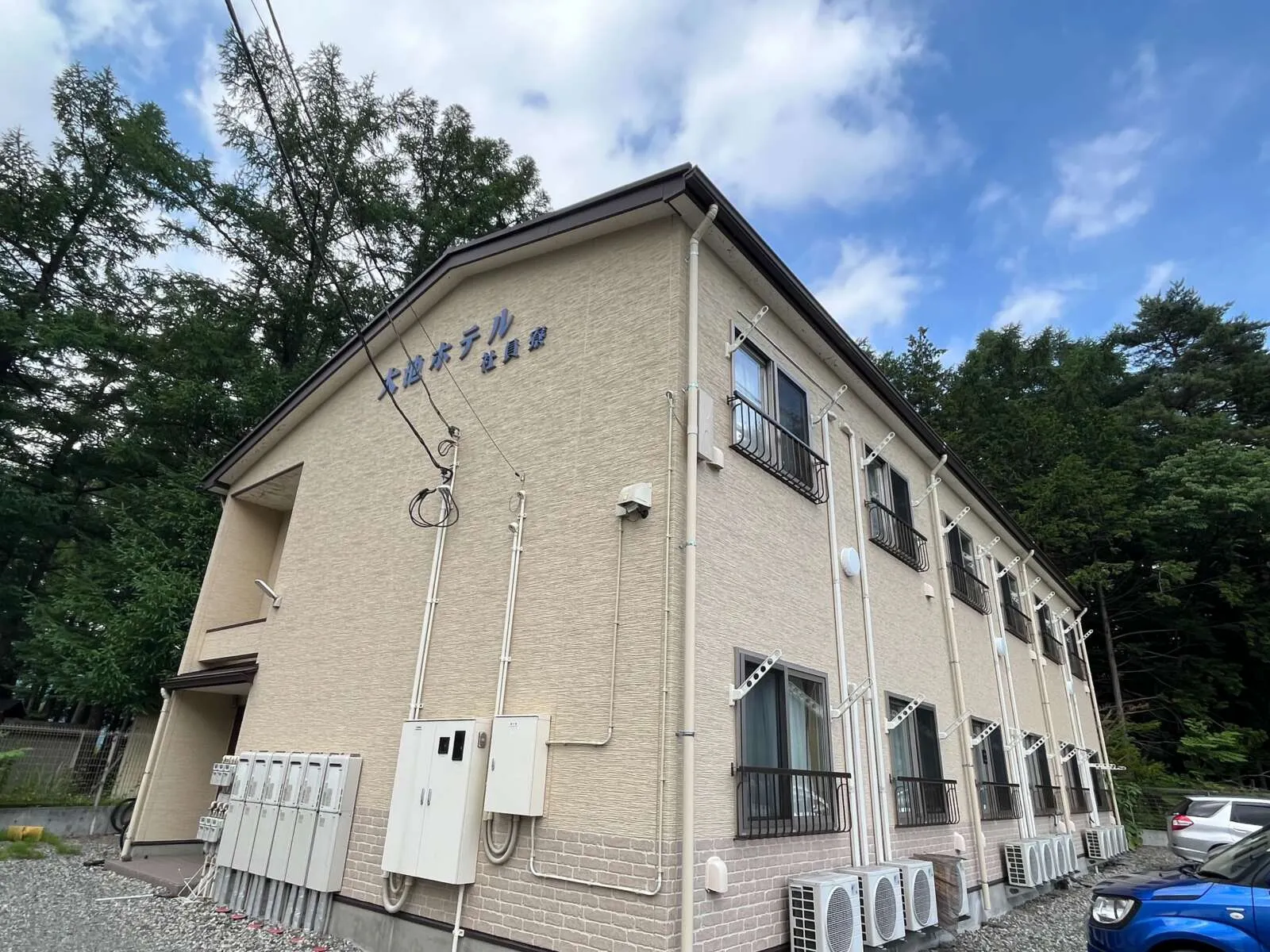 寮の外観です