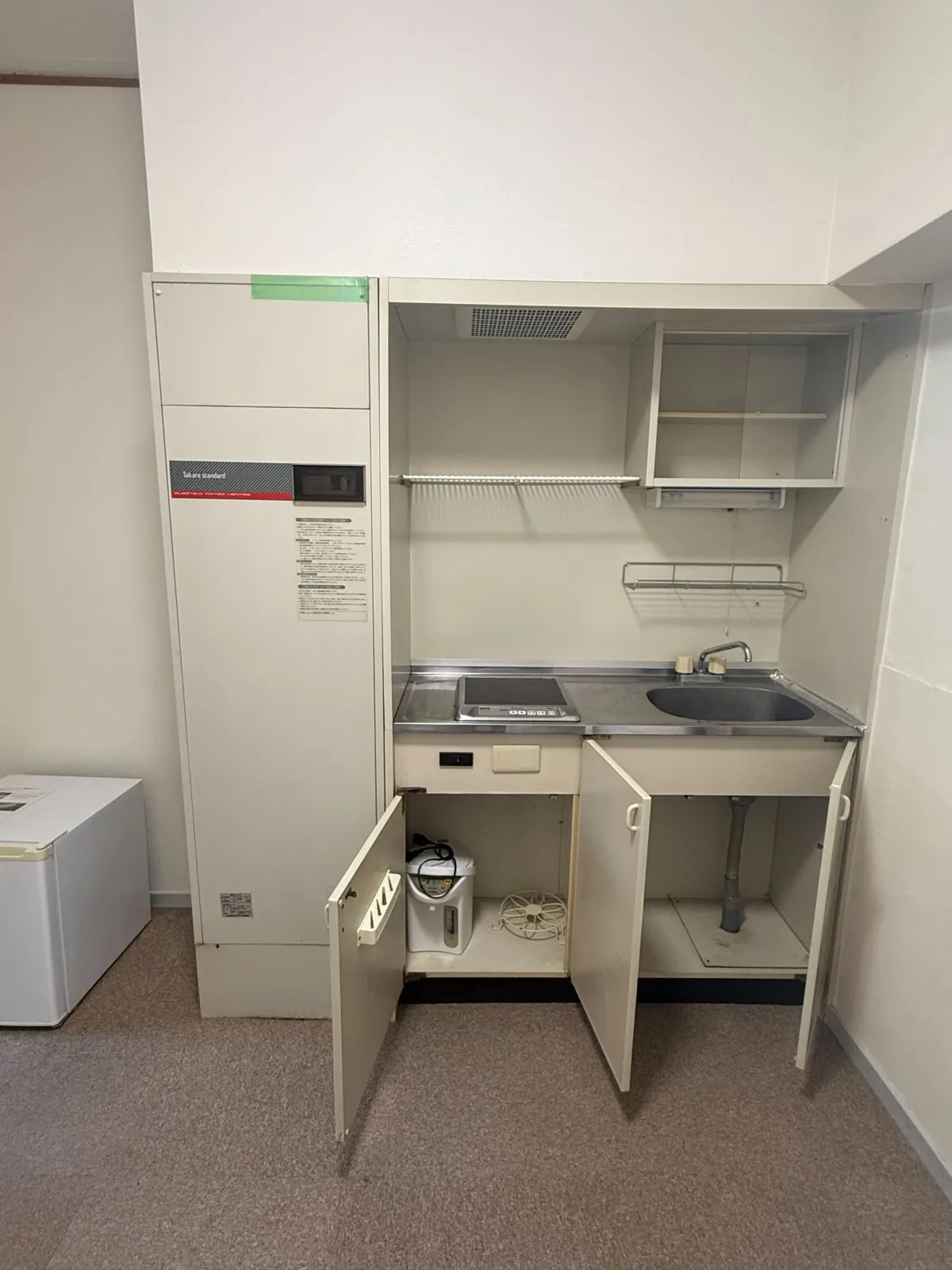 【1R個室寮】ミニキッチンも各部屋内にございます