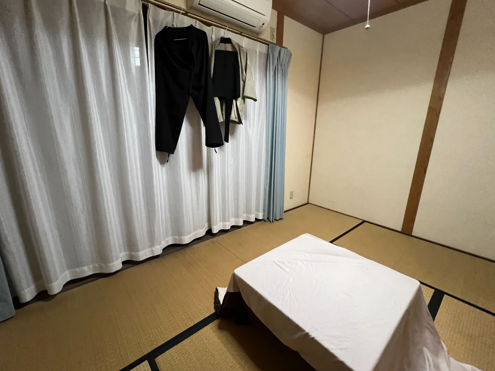 【部屋内一例】
