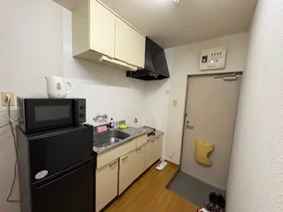 玄関、キッチン