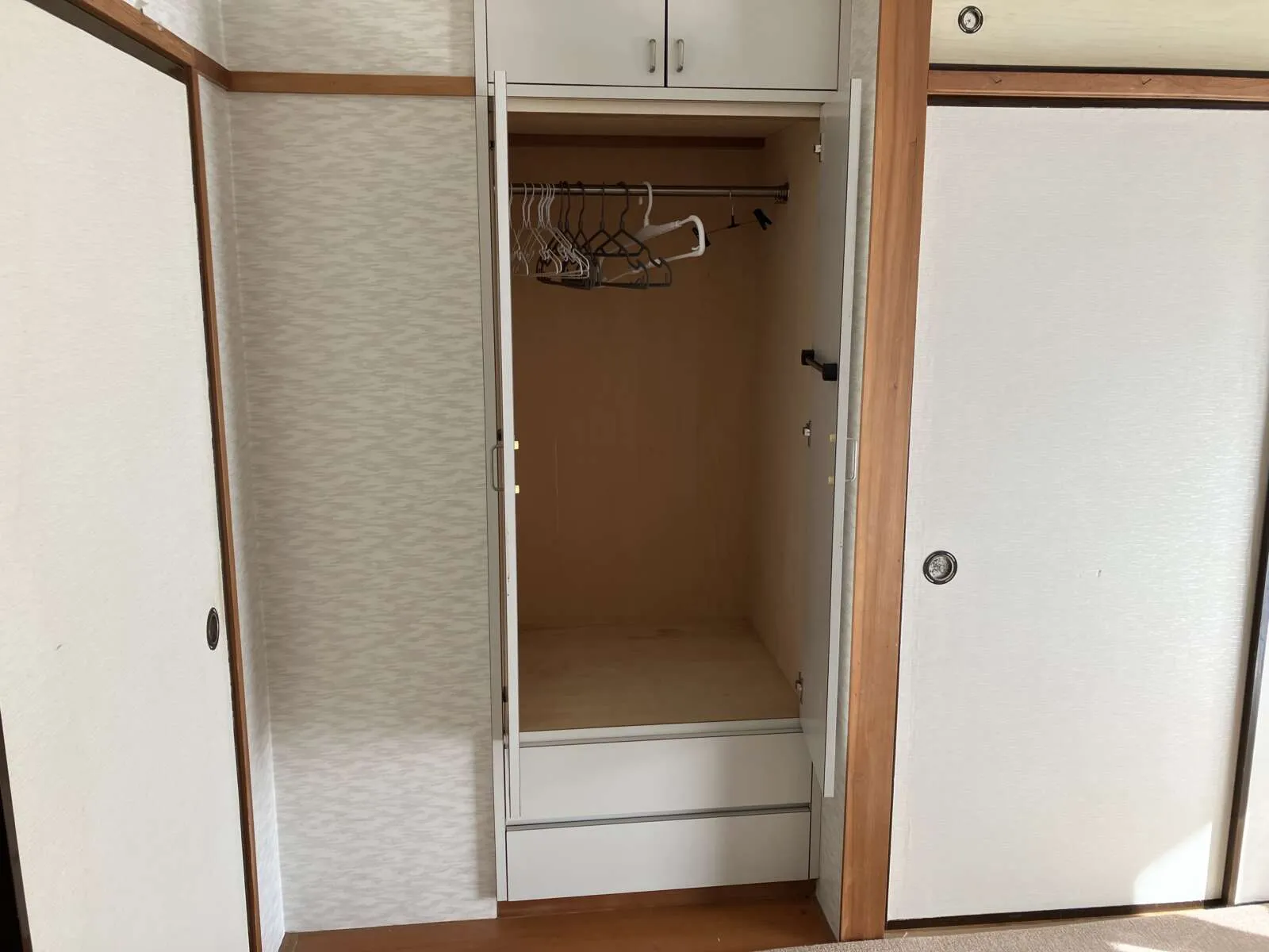 部屋内の様子②