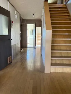 男性寮玄関