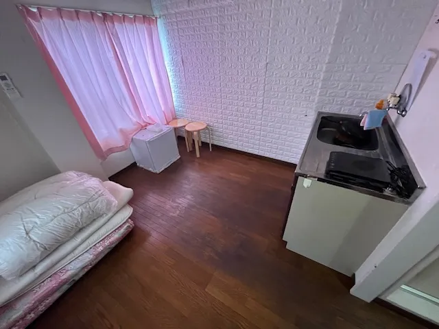 【寮内風景：②】広めのタイプのお部屋