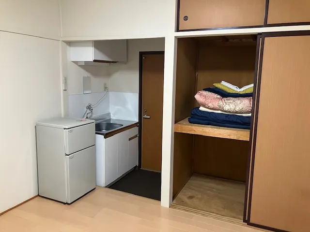 寮
