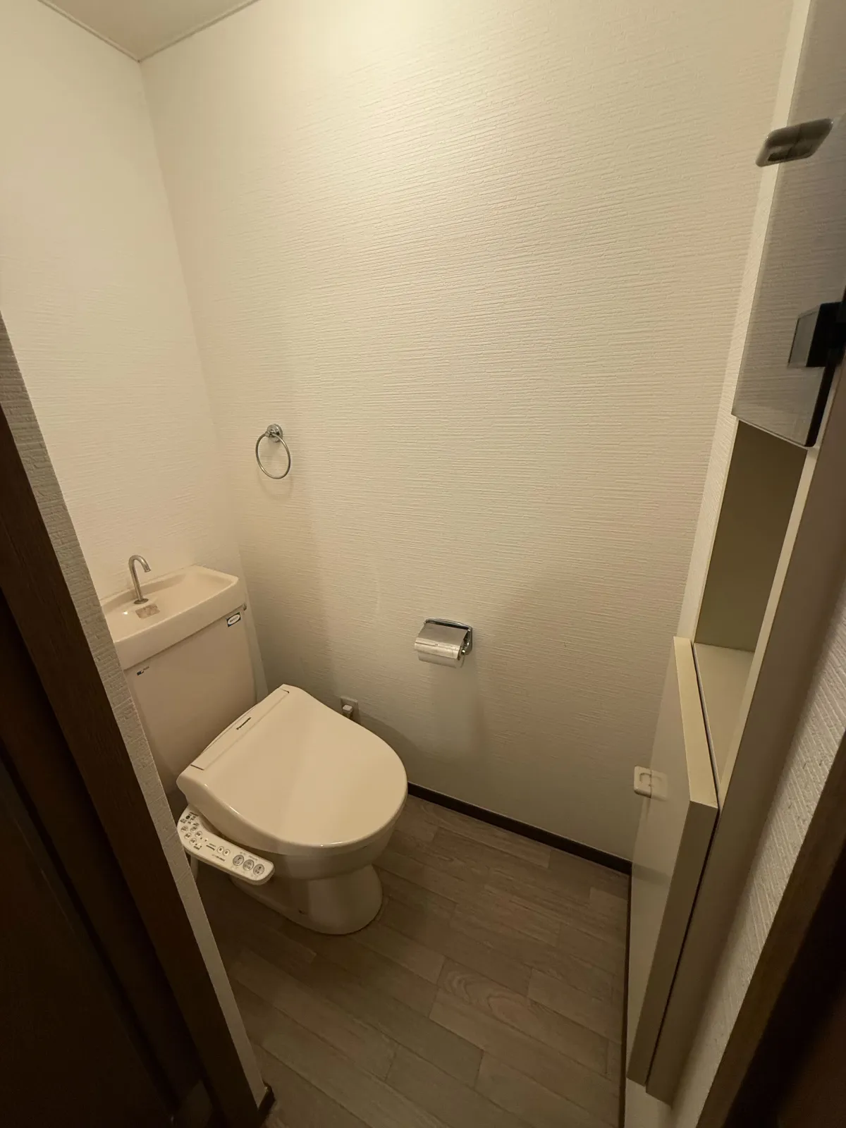 【1K個室寮】トイレもございます