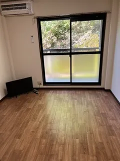 寮