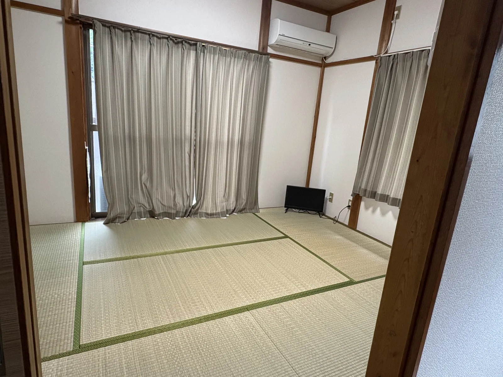 個室内
