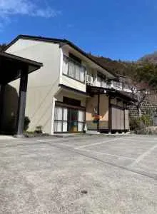 寮（外観）
