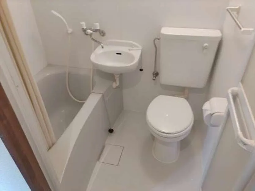 【個室寮】(例)部屋内ユニットバス