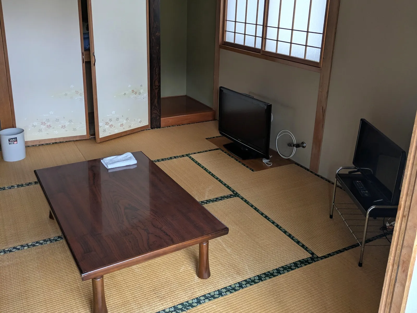 寮