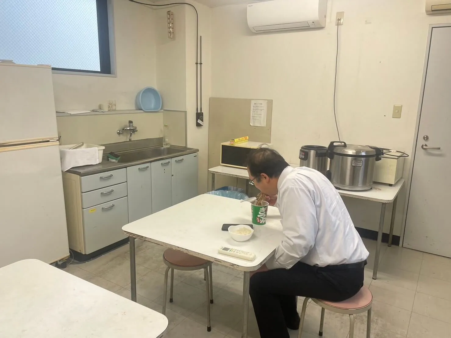 従業員食事スペース