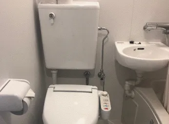 寮