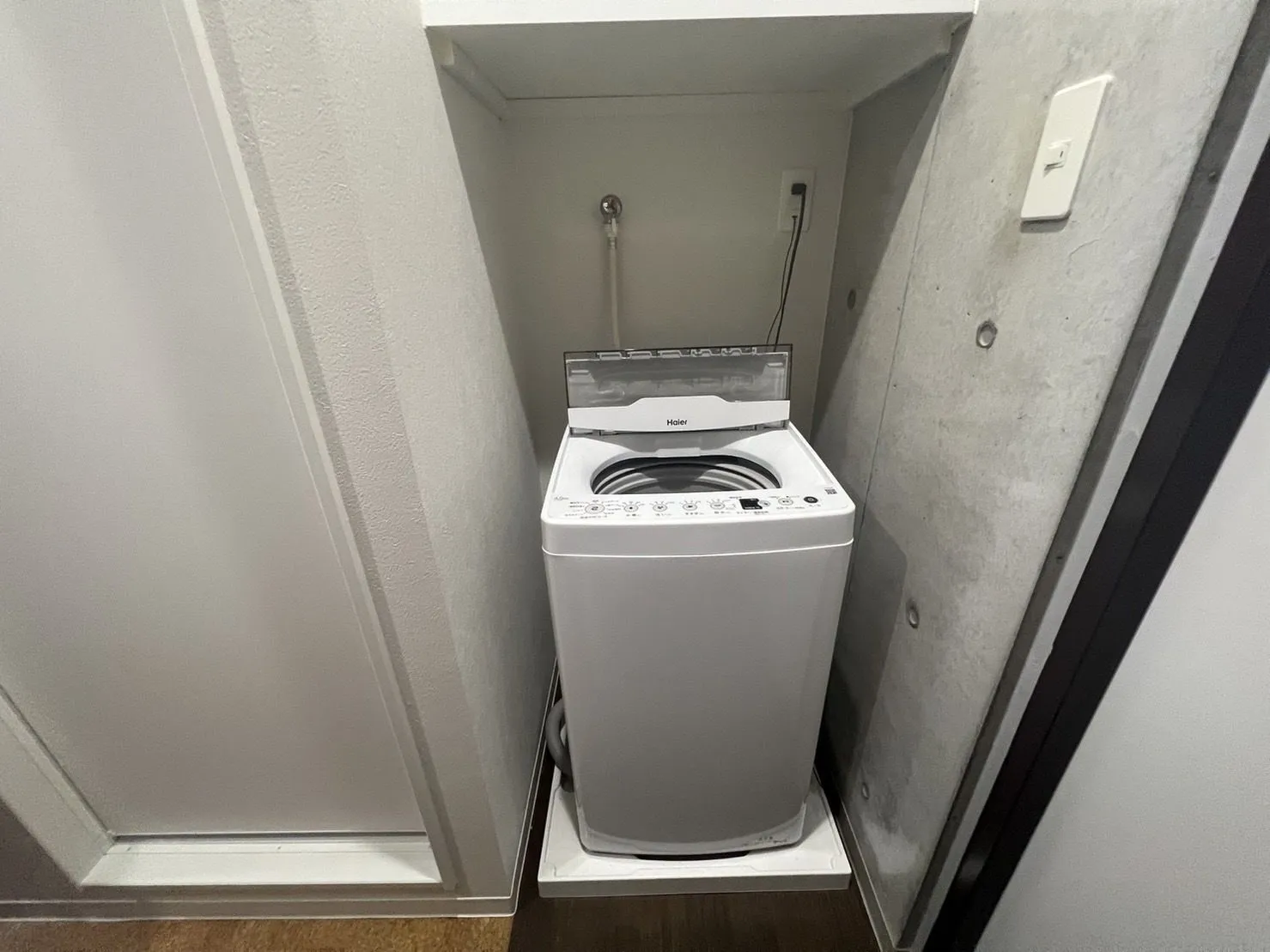 部屋内に洗濯機も完備！