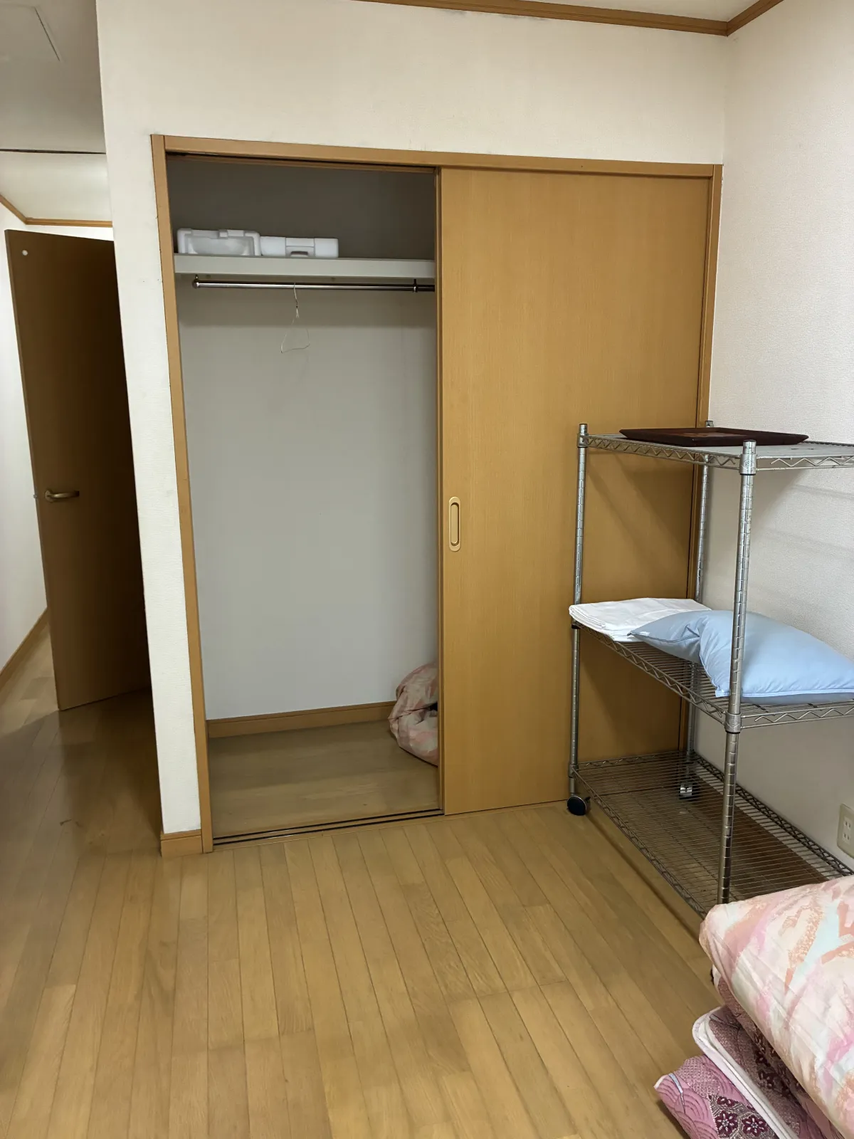 寮