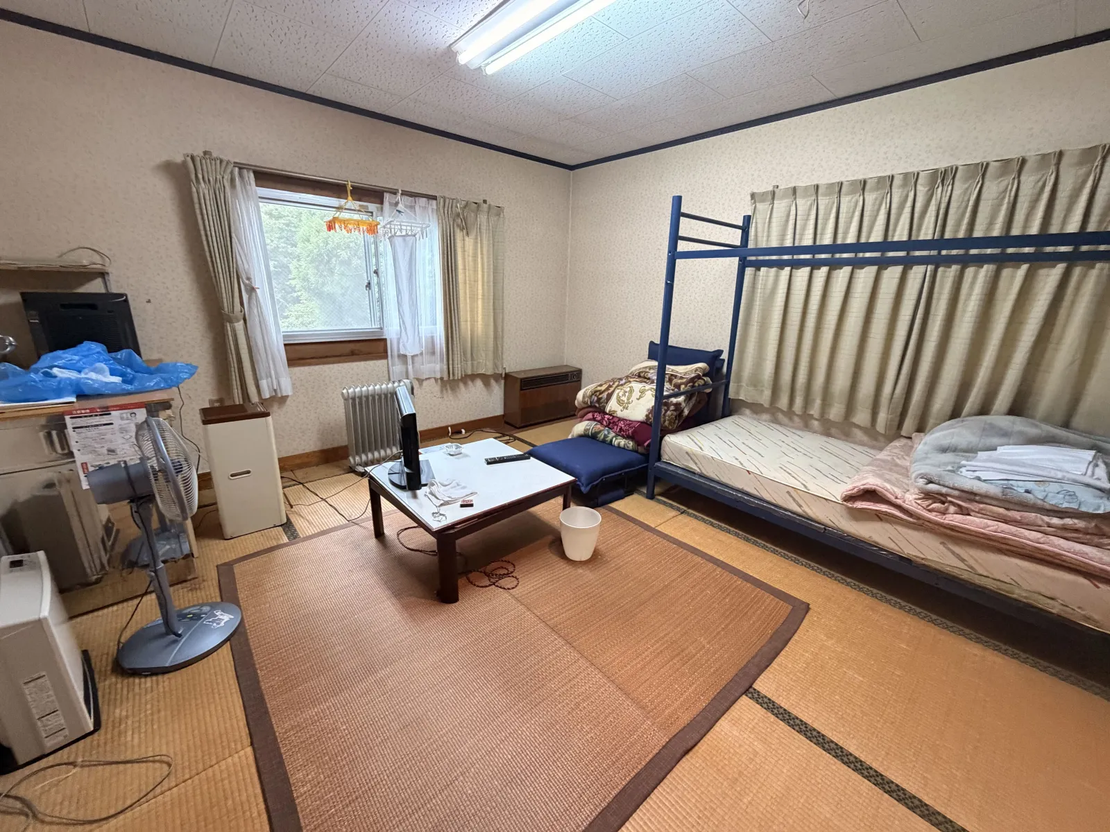 「入寮先：一例」こちらは広めタイプのお部屋となります。