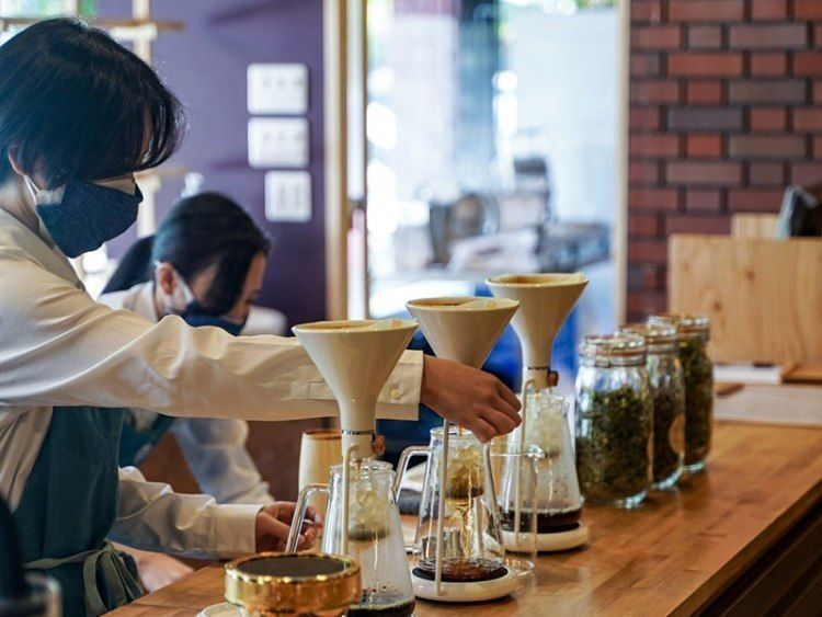 オシャレなベーカリーカフェも併設
