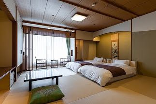 客室も一新し歴史を感じさせる造りとなっております。