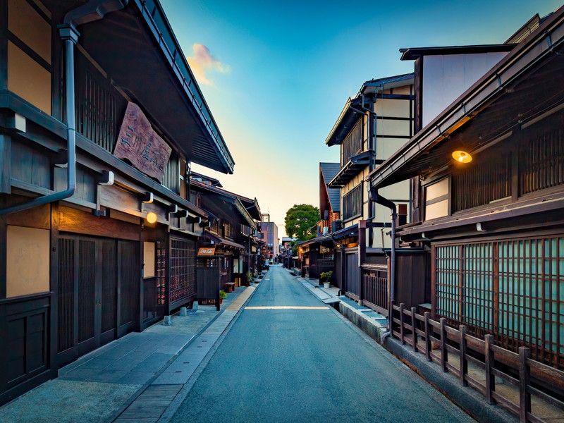 〔高山〕まで出れば、生活がとても便利！