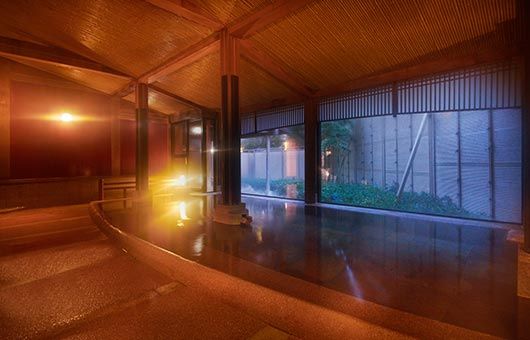 体に活力を与える万翆楼の源泉“ラジウム温泉”