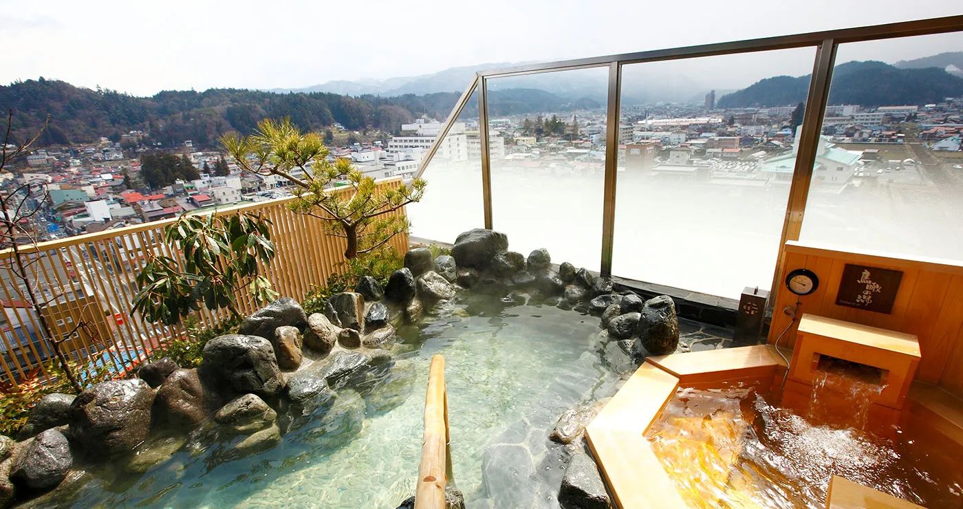 【疲労回復】ホテルの温泉・サウナ入浴無料！