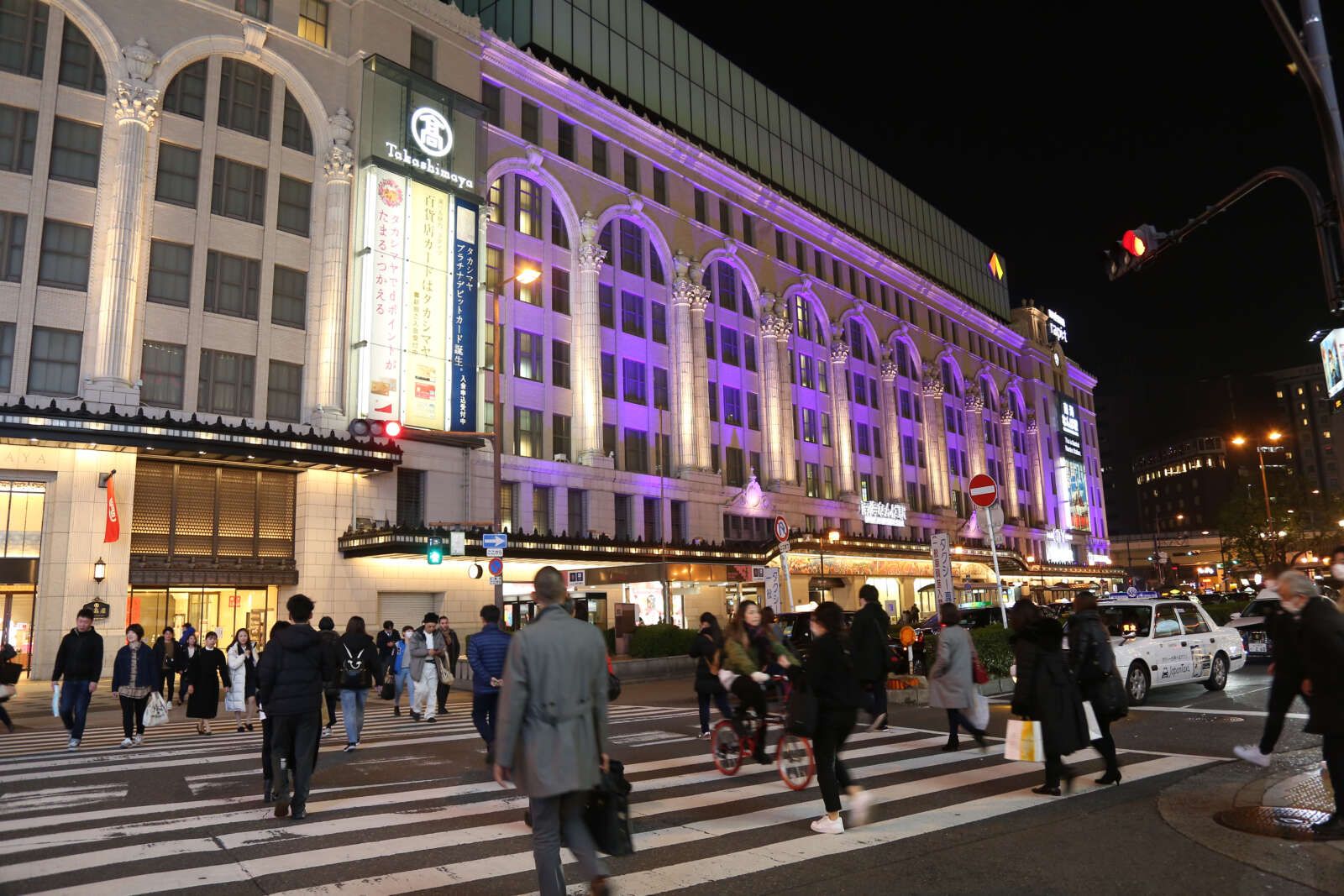 大阪駅からすぐ近く、とてもアクセス良好です！通勤にもかなり便利です！