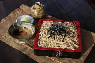 【はつ花新館】大行列ができる箱根湯本の蕎麦屋さん！施設からも近いのでぜひ一度訪れてみてください♪