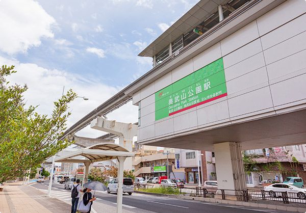 最寄り駅はモノレール