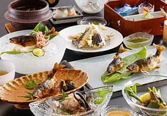 提供しているお料理(一例)　鮎が名物！