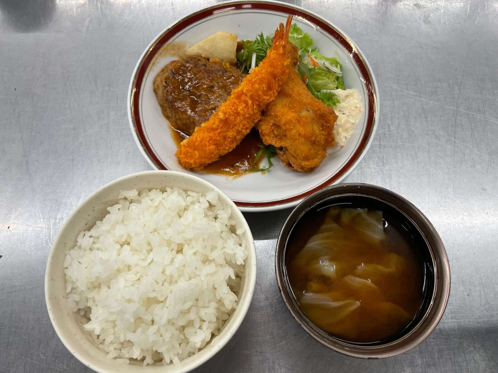 好評のまかない