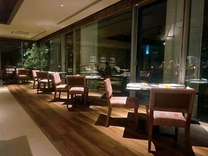 レストラン