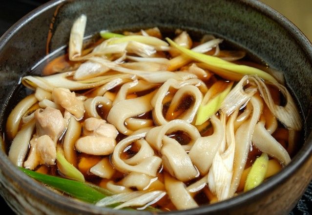 ご当地グルメの芋川うどん!!　休日に是非お召し上がりください!!